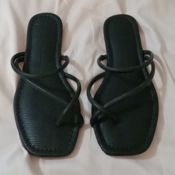 Sandals - Picture 1 of 1